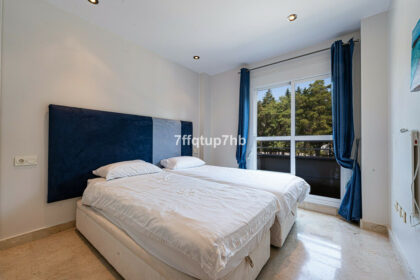 72e8efef85fe6bf8f6e558f596a38259 - 14