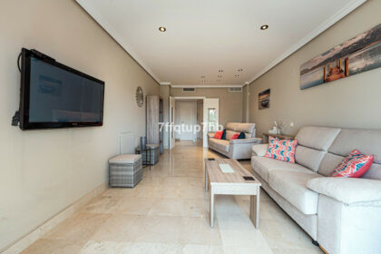 72e8efef85fe6bf8f6e558f596a38259 - 3