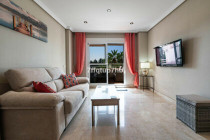 72e8efef85fe6bf8f6e558f596a38259 - 4