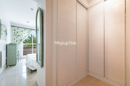 72e8efef85fe6bf8f6e558f596a38259 - 9