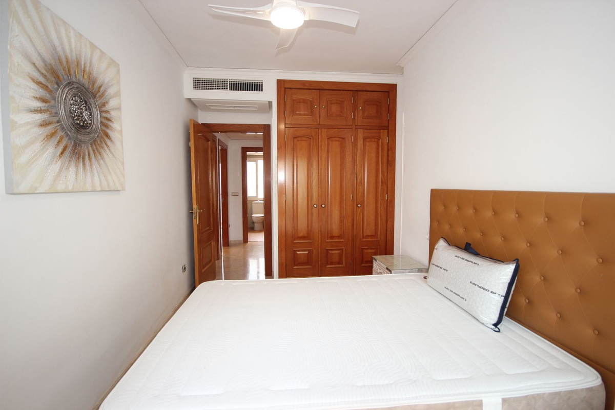 730e574e42478a9af8a10b0096e1ef61 - 16