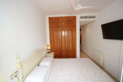 730e574e42478a9af8a10b0096e1ef61 - 17