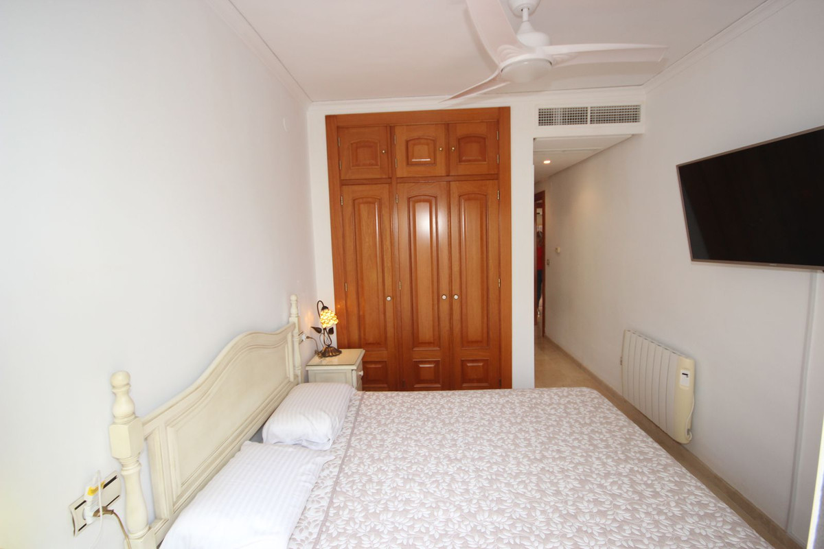 730e574e42478a9af8a10b0096e1ef61 - 17