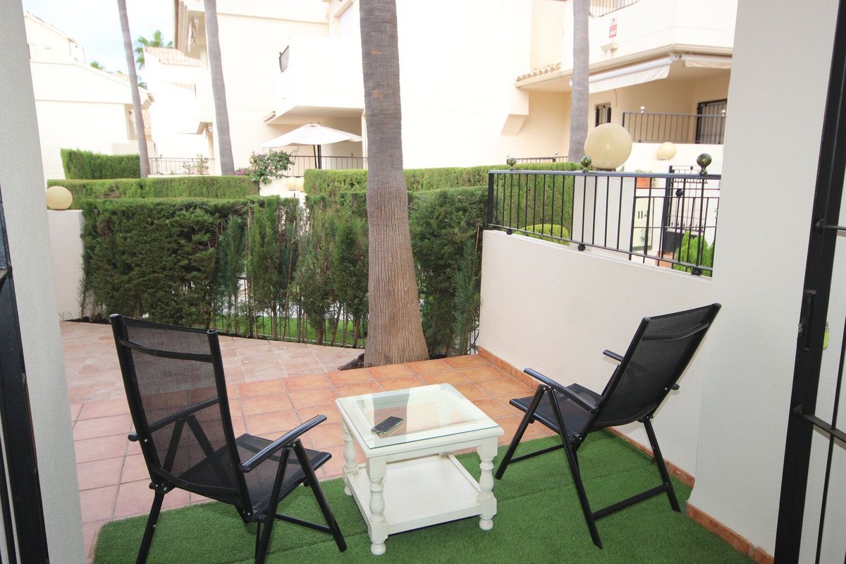 730e574e42478a9af8a10b0096e1ef61 - 21