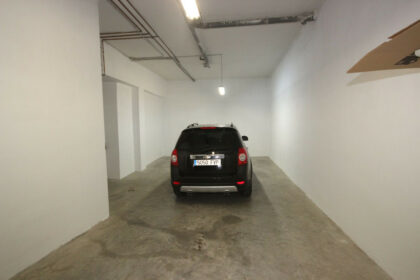 730e574e42478a9af8a10b0096e1ef61 - 28