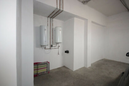 730e574e42478a9af8a10b0096e1ef61 - 29