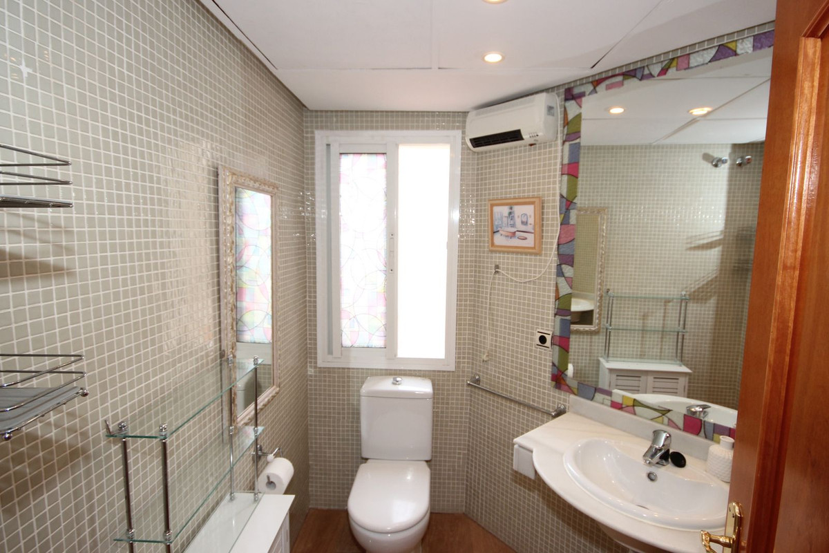 730e574e42478a9af8a10b0096e1ef61 - 31