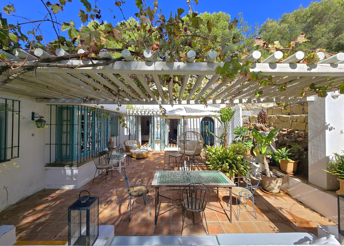 73df82969aa58f9e2022f2b958b08619 - 10