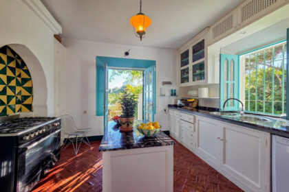 73df82969aa58f9e2022f2b958b08619 - 12