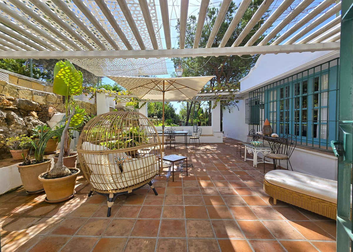 73df82969aa58f9e2022f2b958b08619 - 17