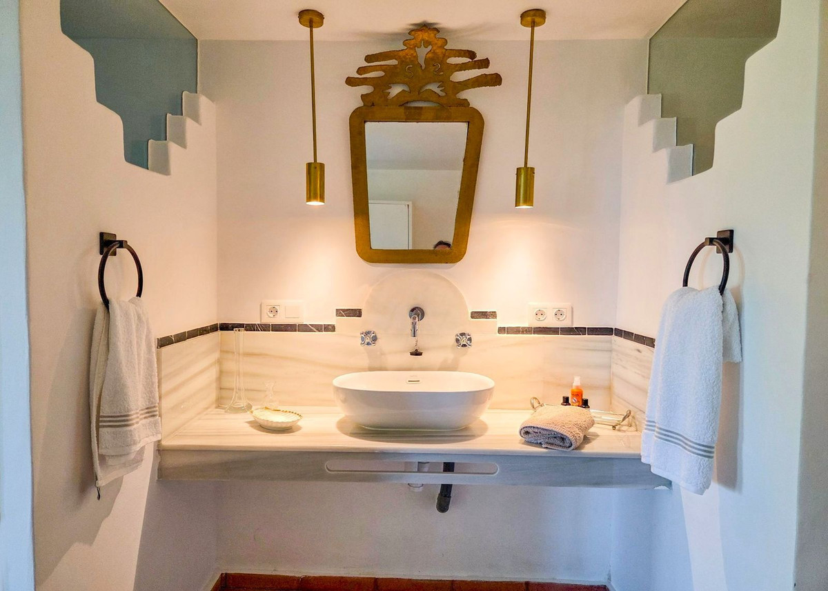 73df82969aa58f9e2022f2b958b08619 - 20