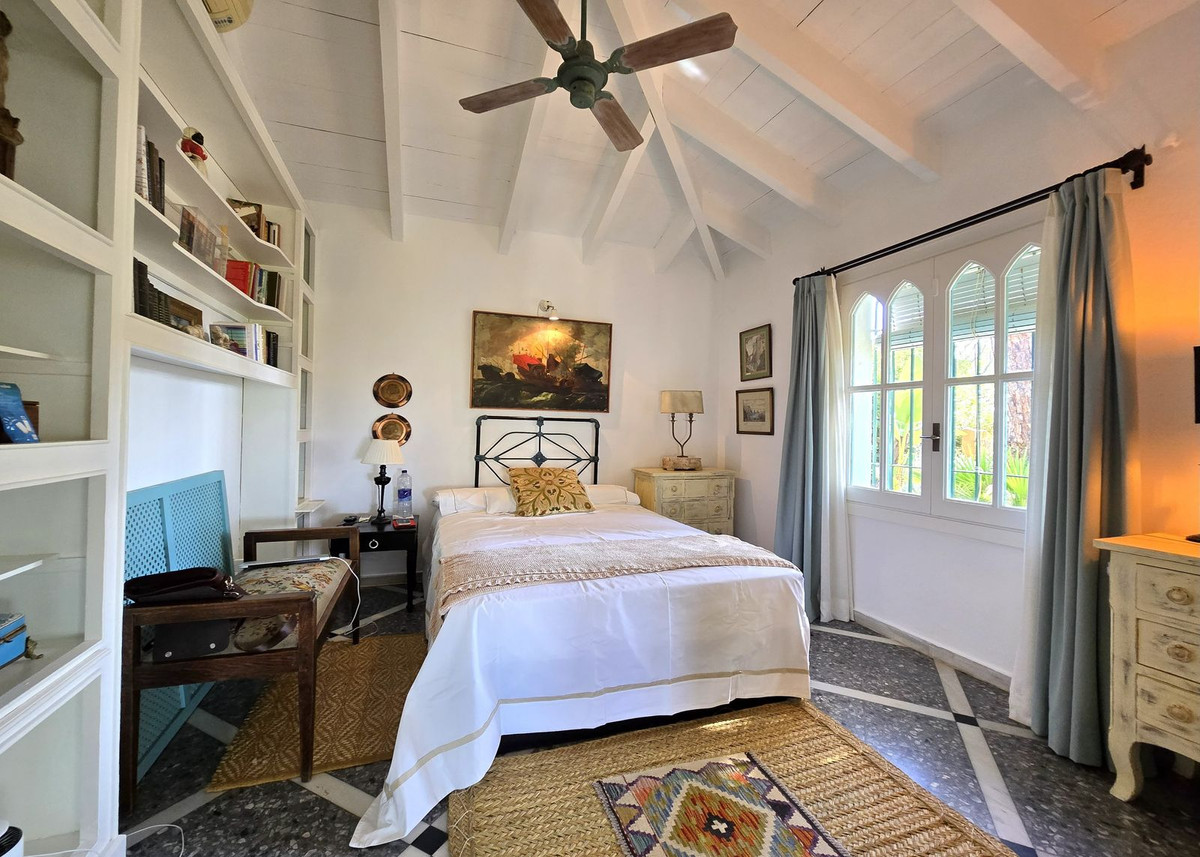 73df82969aa58f9e2022f2b958b08619 - 8