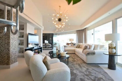 73e340541776bd88e34f3e79dd736b50 - 10