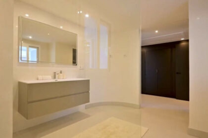 73e340541776bd88e34f3e79dd736b50 - 14