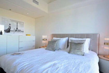 73e340541776bd88e34f3e79dd736b50 - 22