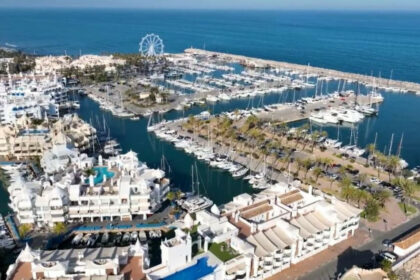 73e340541776bd88e34f3e79dd736b50 - 31