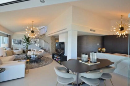 73e340541776bd88e34f3e79dd736b50 - 7