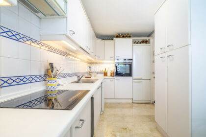 73f16586e38d991092af41910ff49fa3 - 8