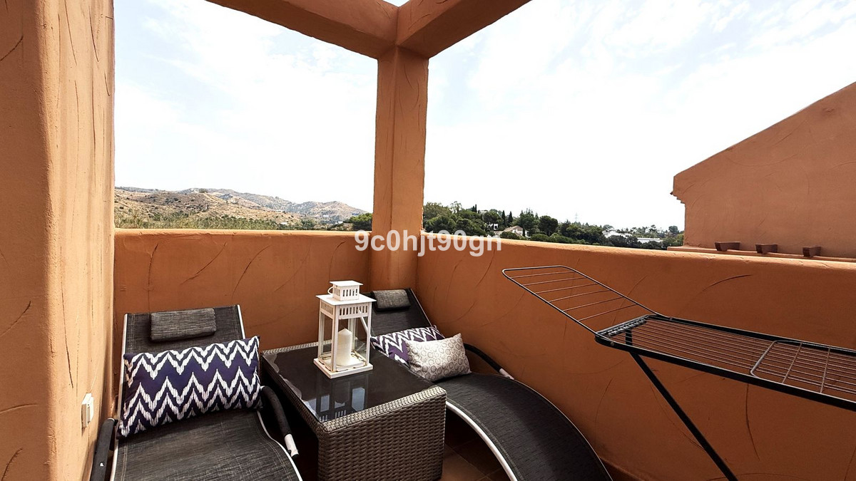 73fac7e615f892c1804052e7e79523df - 12