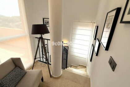 73fac7e615f892c1804052e7e79523df - 21