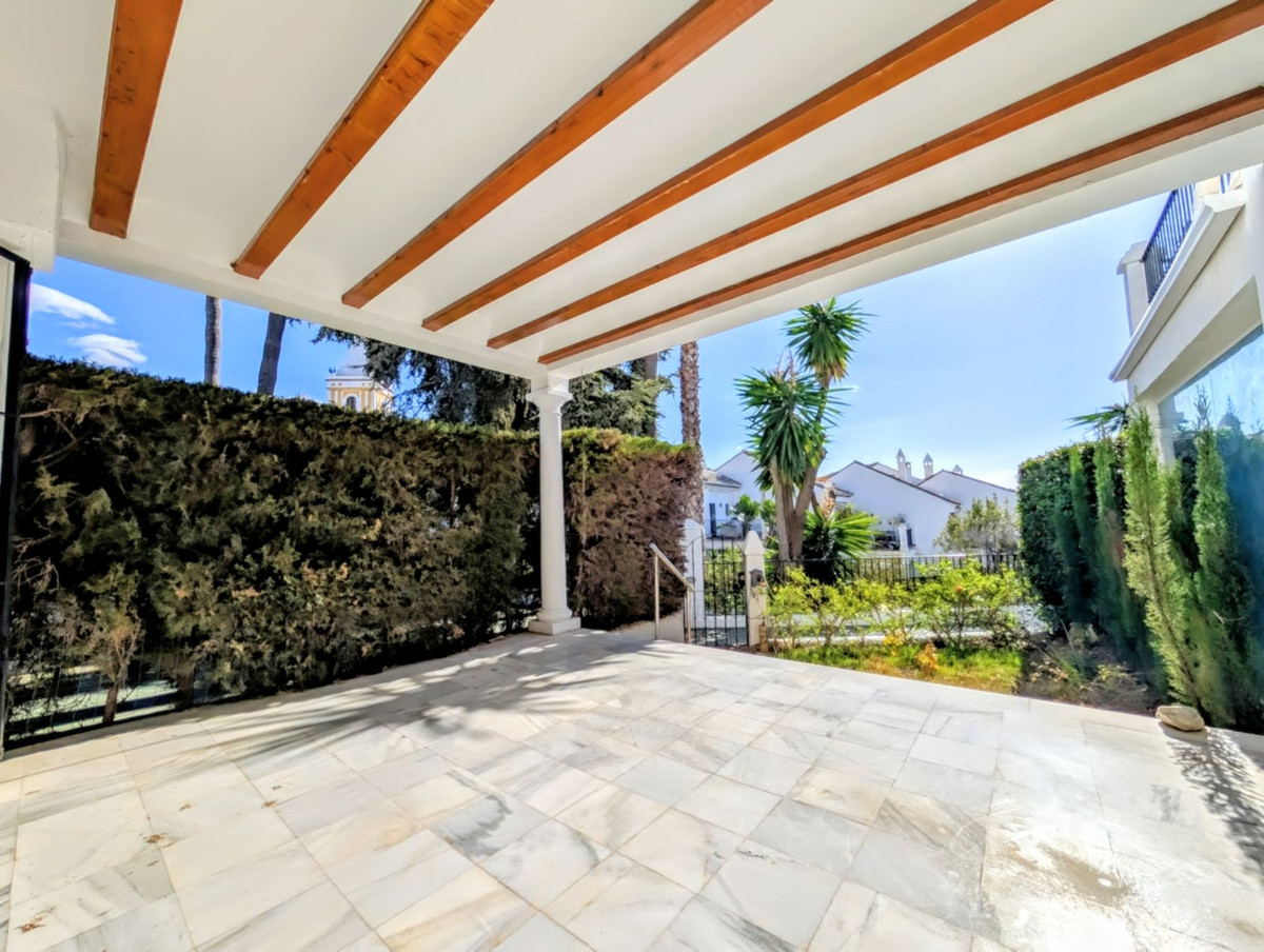 7424709522a997ee77f1fa4a4afbe119 - 13