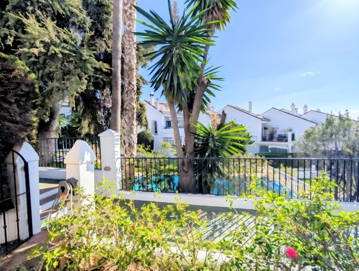 7424709522a997ee77f1fa4a4afbe119 - 14