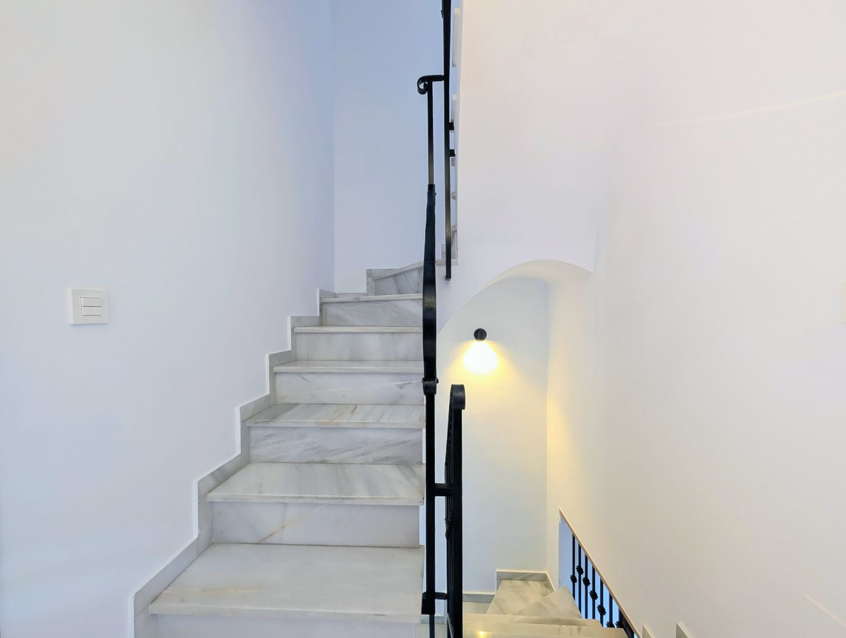 7424709522a997ee77f1fa4a4afbe119 - 27