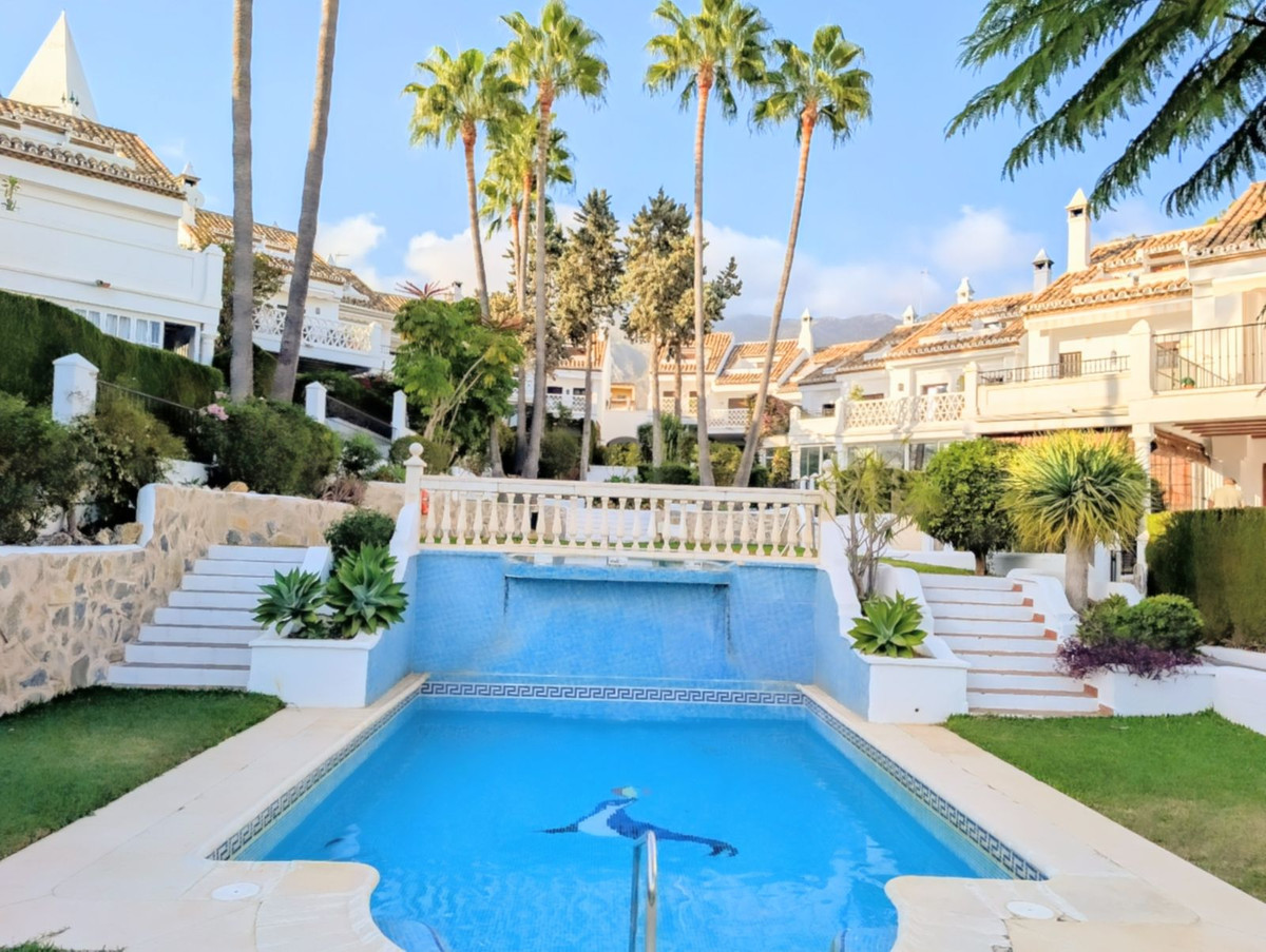 7424709522a997ee77f1fa4a4afbe119 - 3