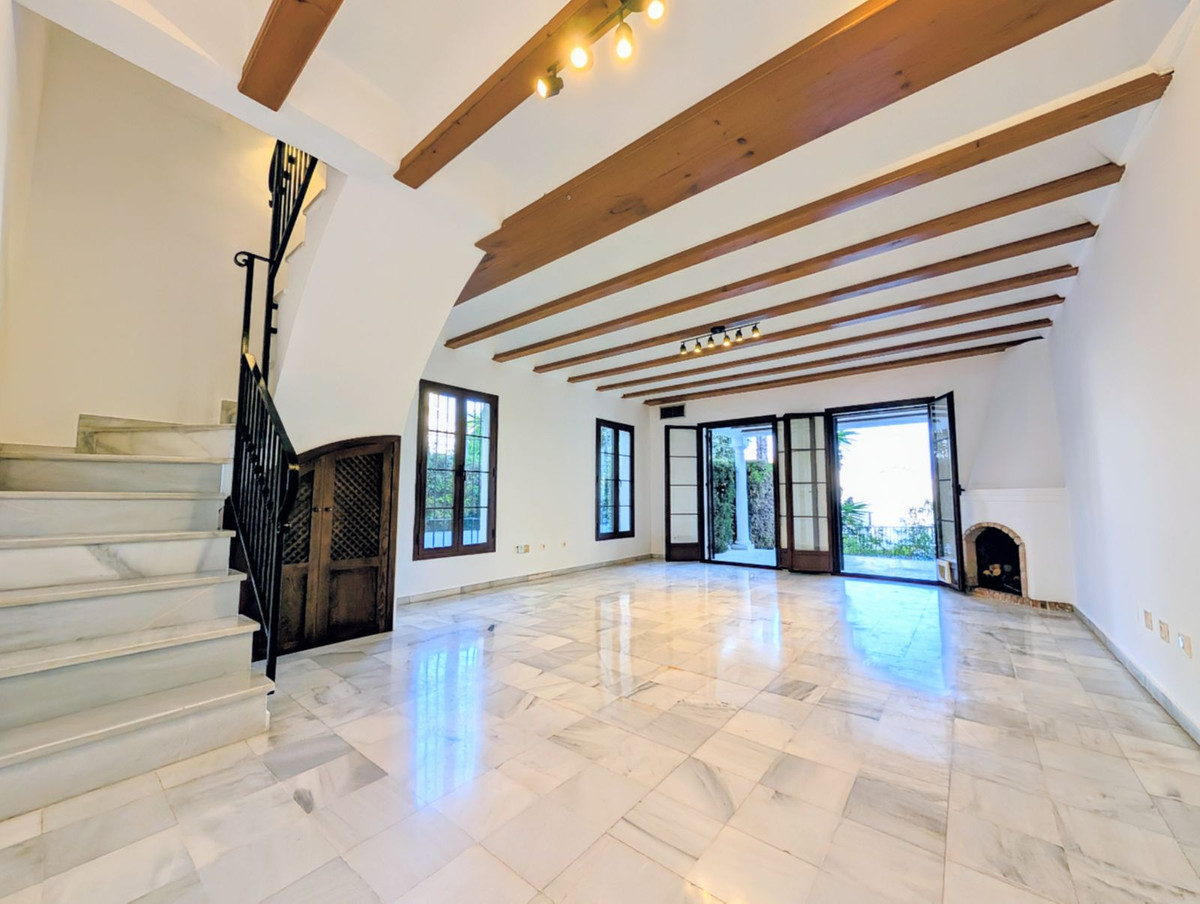 7424709522a997ee77f1fa4a4afbe119 - 6