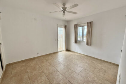 764348b069a9caba59771d97dd43d7be - 10