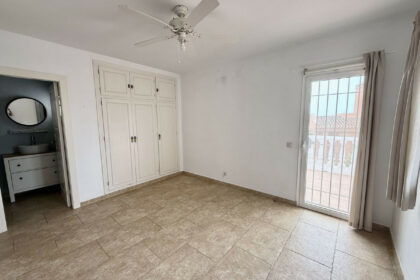 764348b069a9caba59771d97dd43d7be - 11