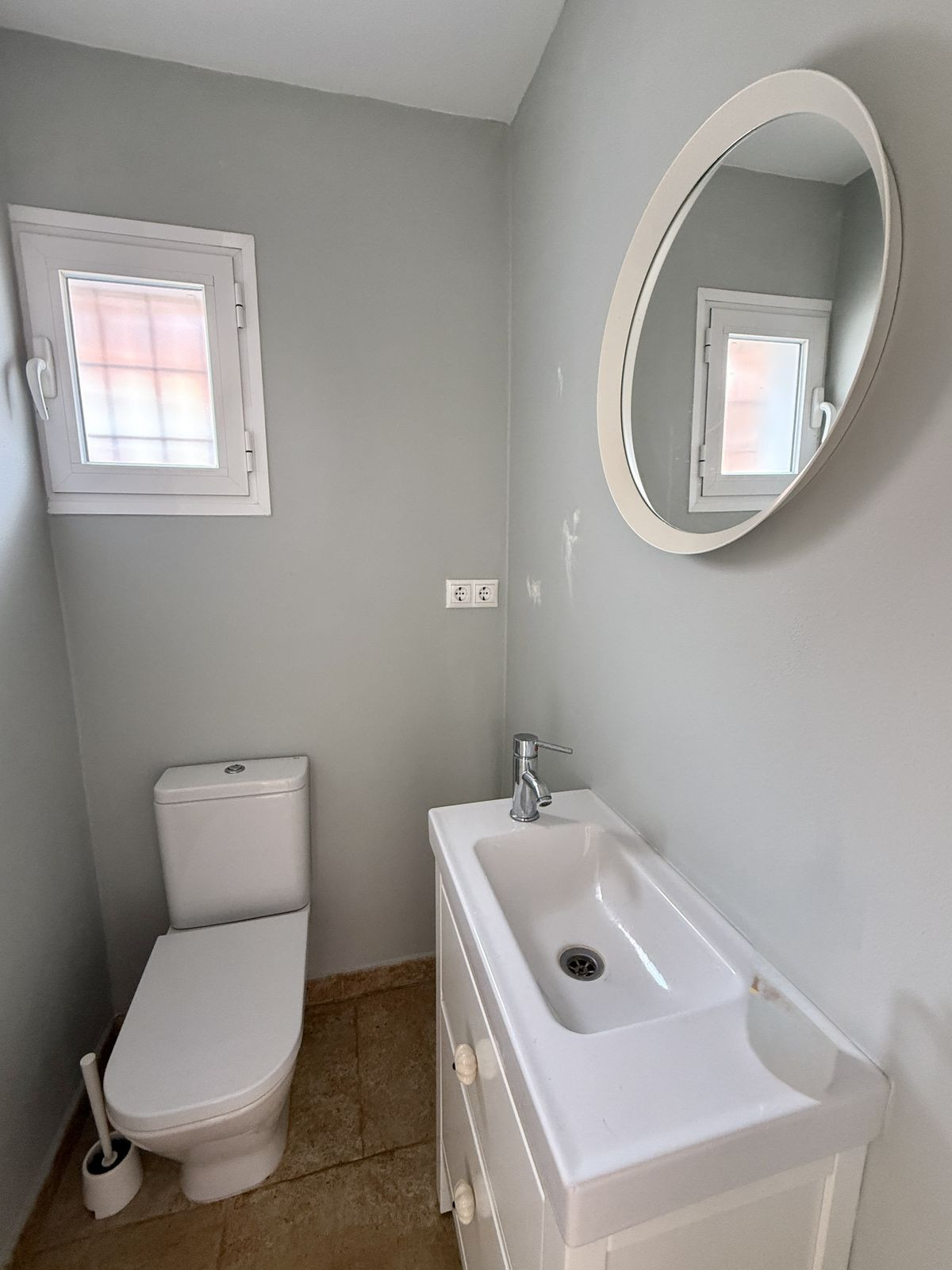 764348b069a9caba59771d97dd43d7be - 13