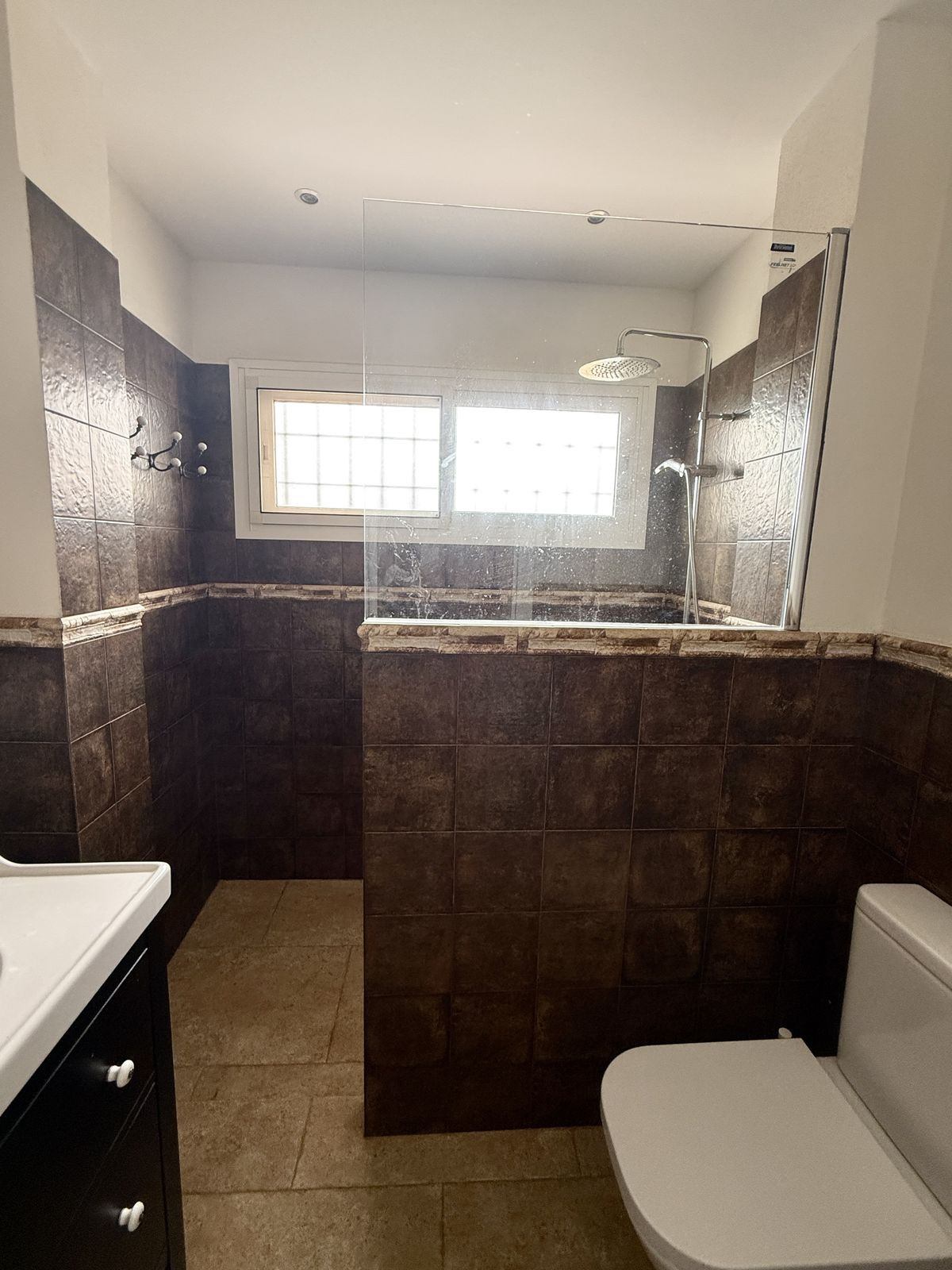 764348b069a9caba59771d97dd43d7be - 20