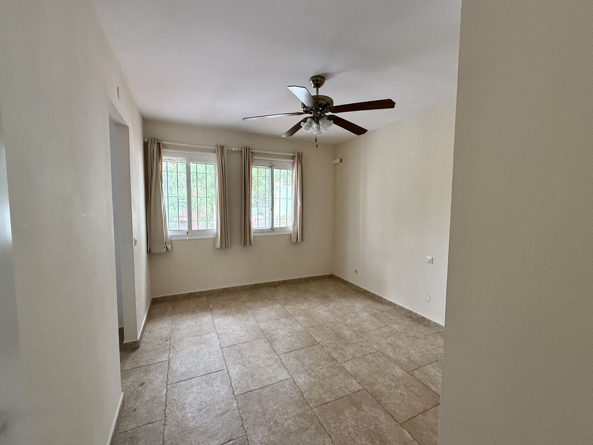 764348b069a9caba59771d97dd43d7be - 22