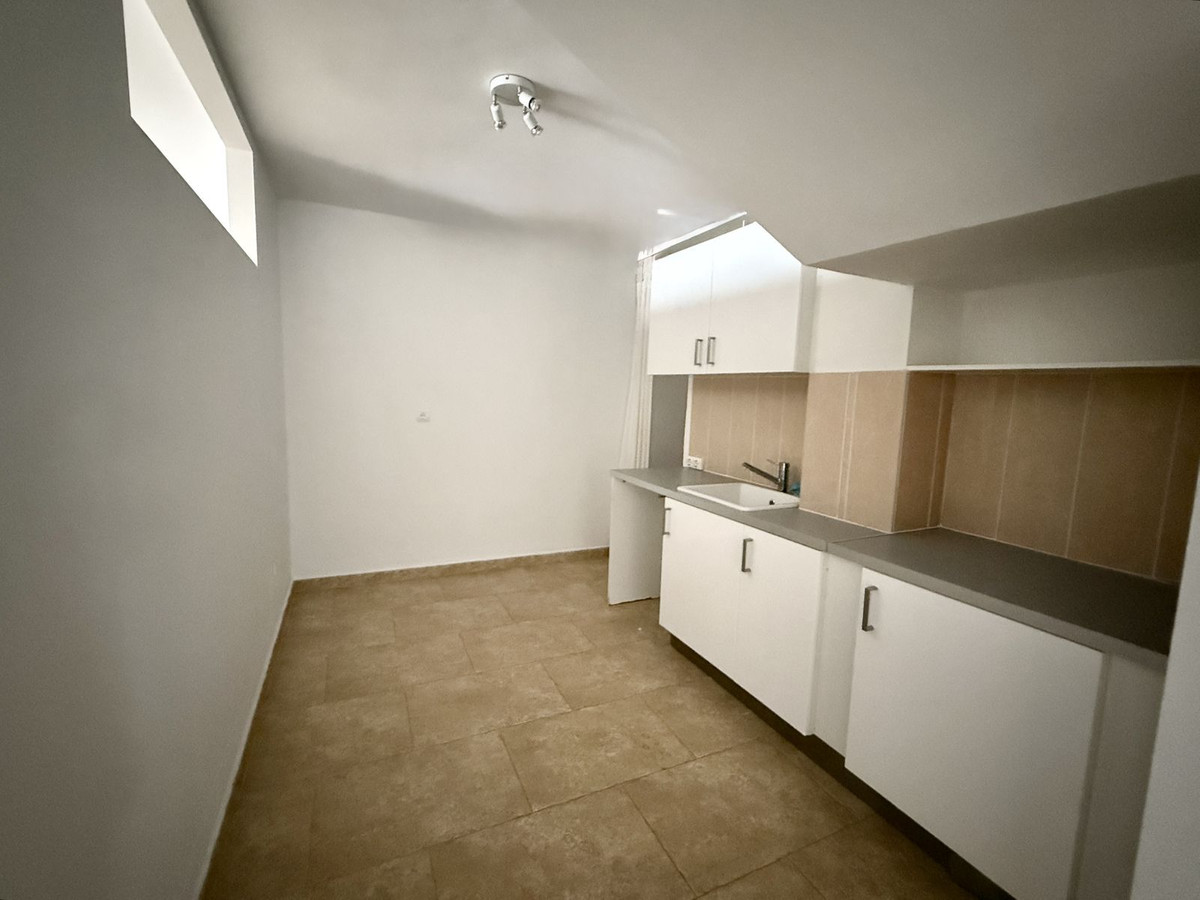 764348b069a9caba59771d97dd43d7be - 27