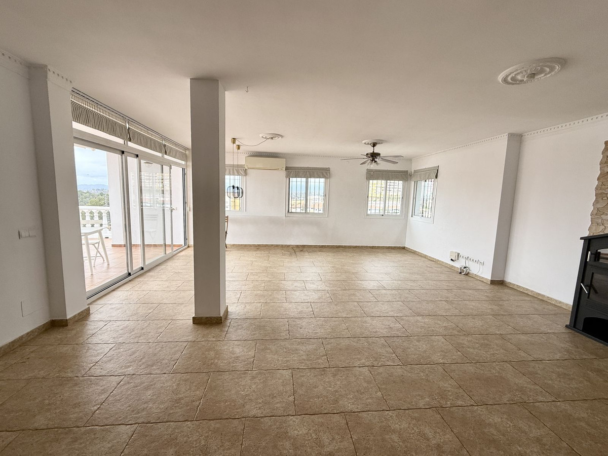 764348b069a9caba59771d97dd43d7be - 4