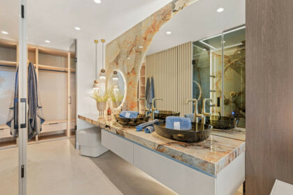 76aabb8a07d8ee955d3eece2f97d5f1f - 12