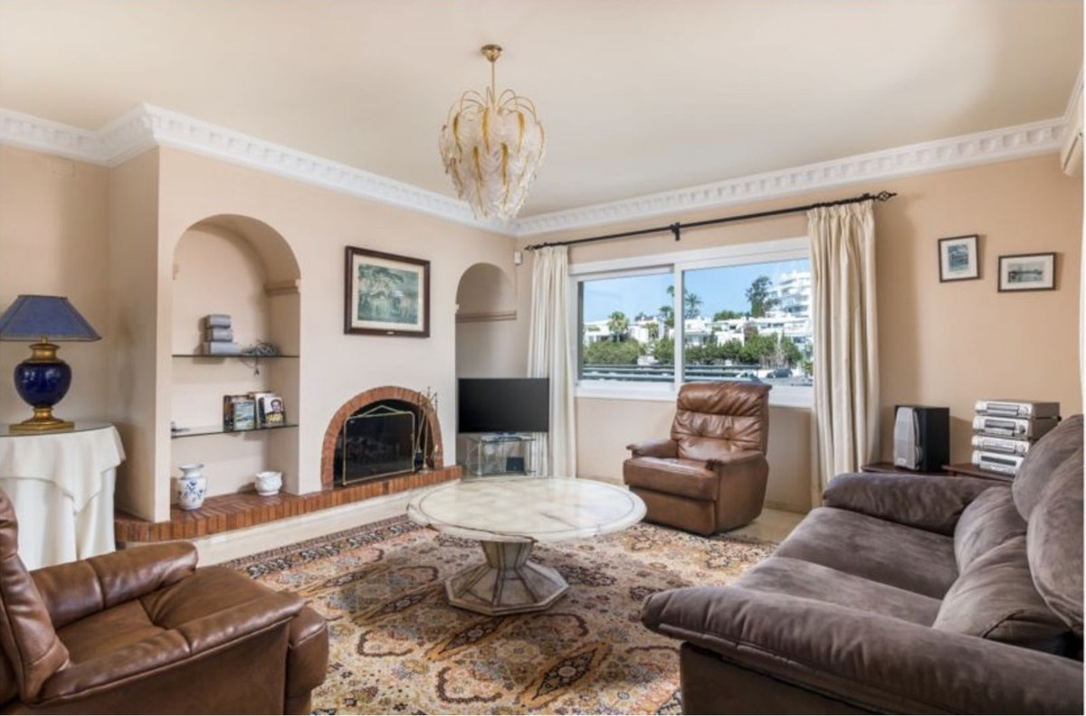 770fad439aaeccfd477dd9d06aa84c50 - 3