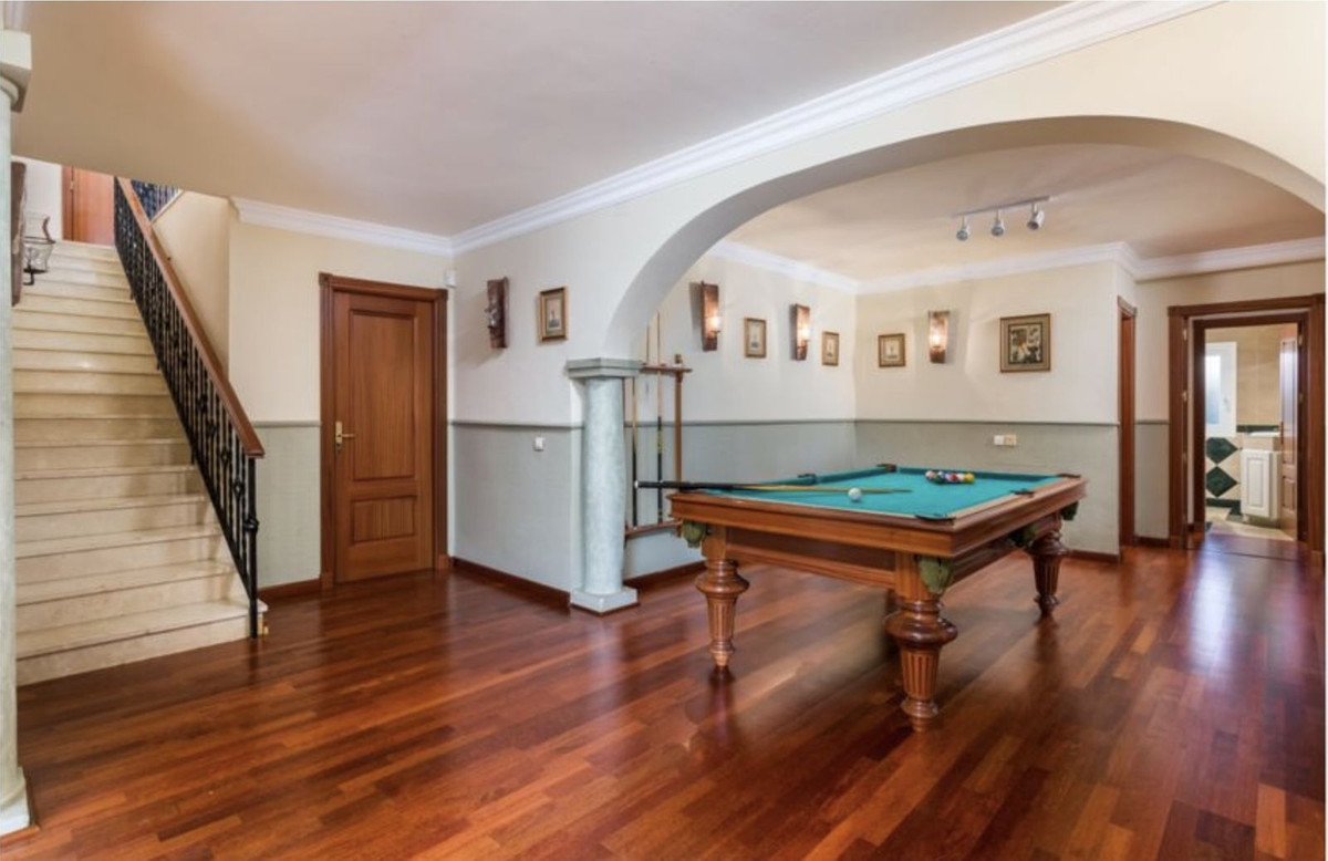 770fad439aaeccfd477dd9d06aa84c50 - 7