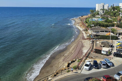 77976aba9c8d390caae644fb19645522 - 32