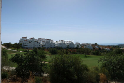 78105a15377cdb30ecce78a8de2b0ff3 - 30