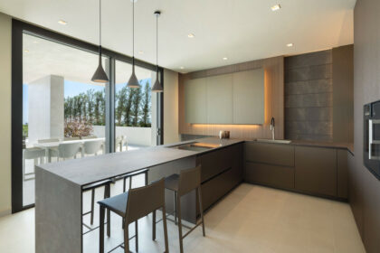 781601ba1aab8467958d8e6675e89dc0 - 12