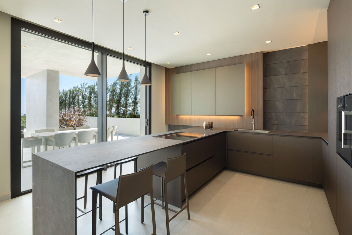 781601ba1aab8467958d8e6675e89dc0 - 12