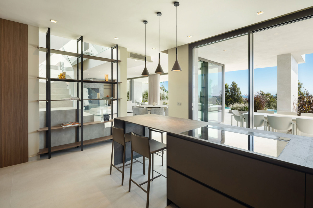 781601ba1aab8467958d8e6675e89dc0 - 13