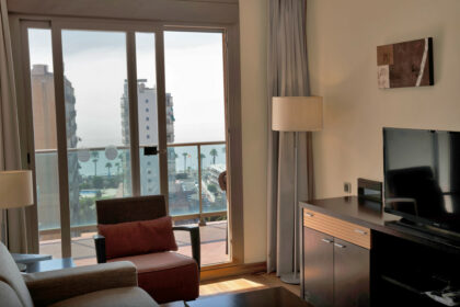 7830c673ee95111c16d3feeb3f958bc1 - 15