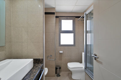 7830c673ee95111c16d3feeb3f958bc1 - 33