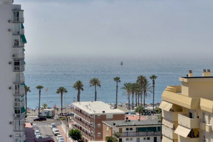 7830c673ee95111c16d3feeb3f958bc1 - 35