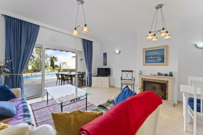 787e8732d343c1f71aeccf9f2c645b97 - 4