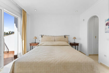 787e8732d343c1f71aeccf9f2c645b97 - 5