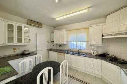 789079ad985d2f8e6e7f87b6dca8603e - 15